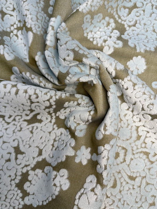 Ipsilon 05 Upholstery Fabric by Rioma
